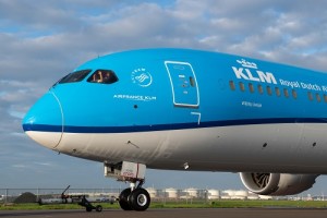 KLM 1 (002)