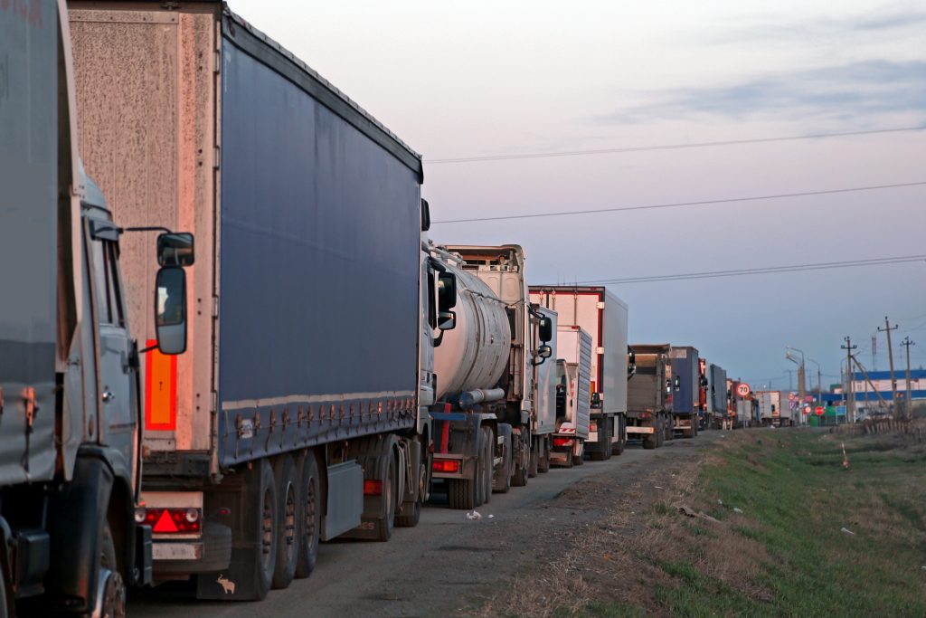 Transportatorii vor petrece mai puțin timp la granița cu Ungaria