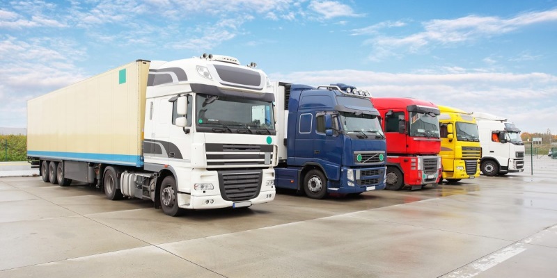 Un sfert dintre transportatorii români riscă să nu mai poată circula